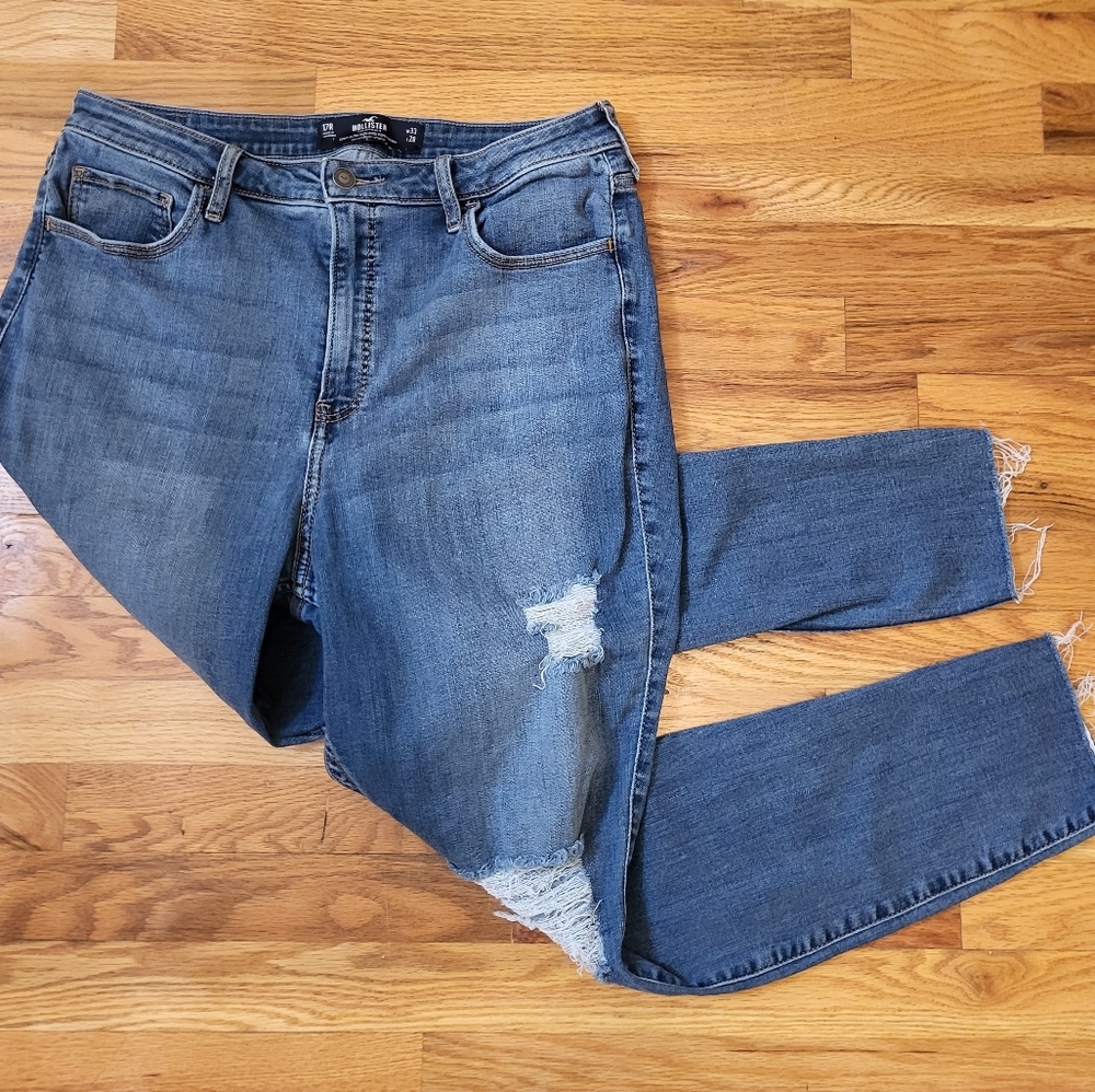 Hollister Curvy Ultra High Rise Super Skinny Distressed Cotton Stretch Jeans(33)